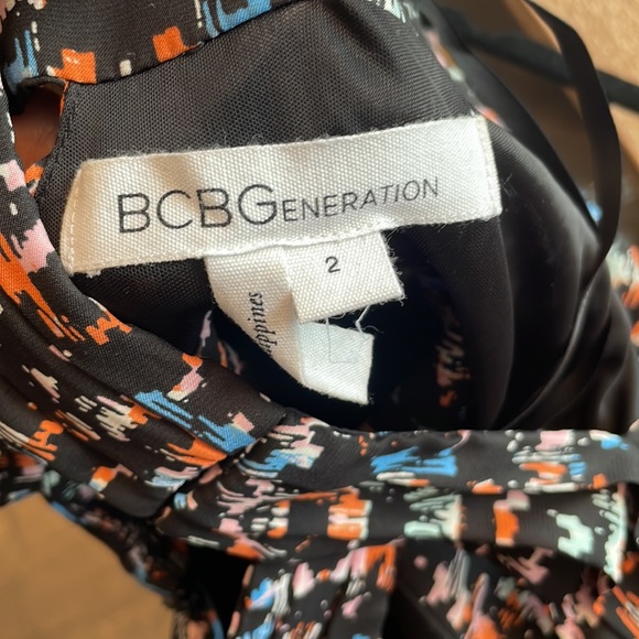 BCBG dress in perfect condition - Picture 4 of 4